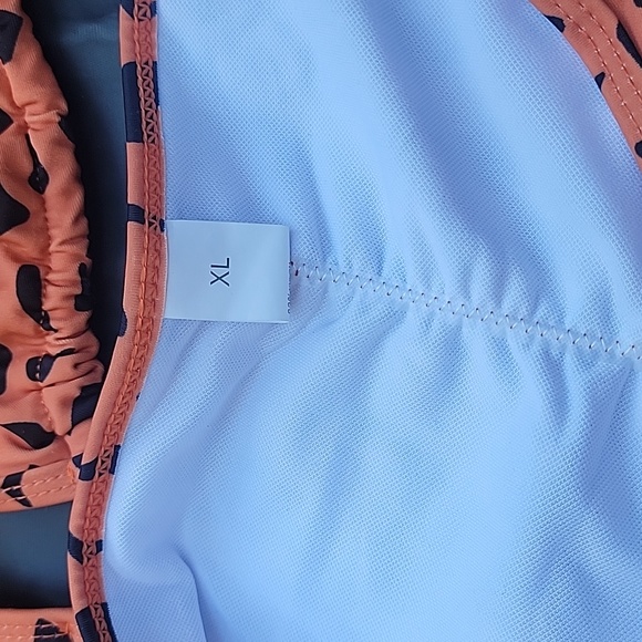 Wilma Flintstone would wear this!! - Picture 3 of 8